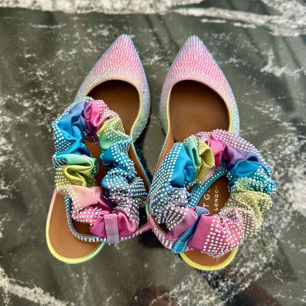 Kurt Geiger Rainbow Rhinestone Pumps 9 NWOT - Picture 4 of 7